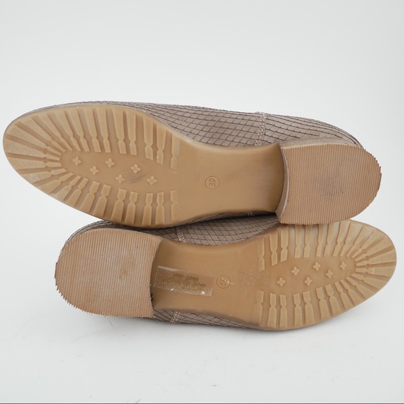 Barney’s taupe snake embossed leather Chelsea boot - Picture 4 of 8